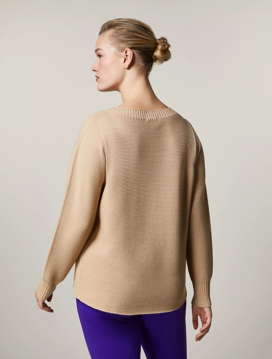 Merino Wool-Blend Sweater Camel Hot