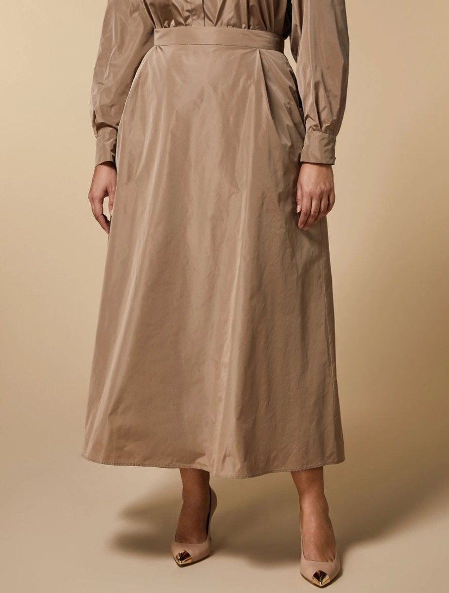 Yarn-Dyed Duchesse Skirt Sand Wholesale